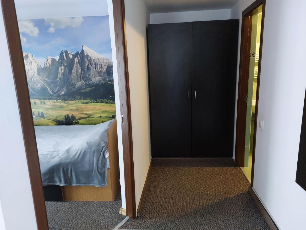 Vila Foc Alb Apartamente-บุชเตนี ภายนอก รูปภาพ